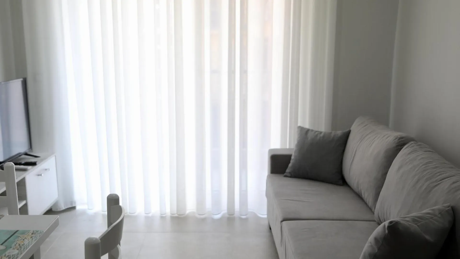 Sol Apartments Golem Golem